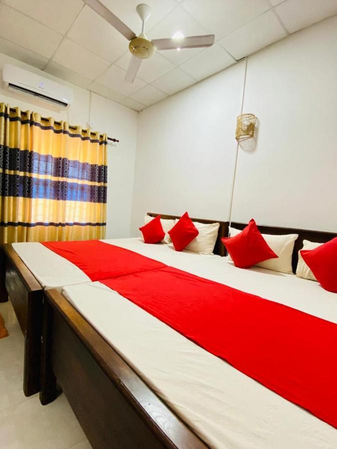 Meegahapokuna Resort Anurâdhapura Extérieur photo