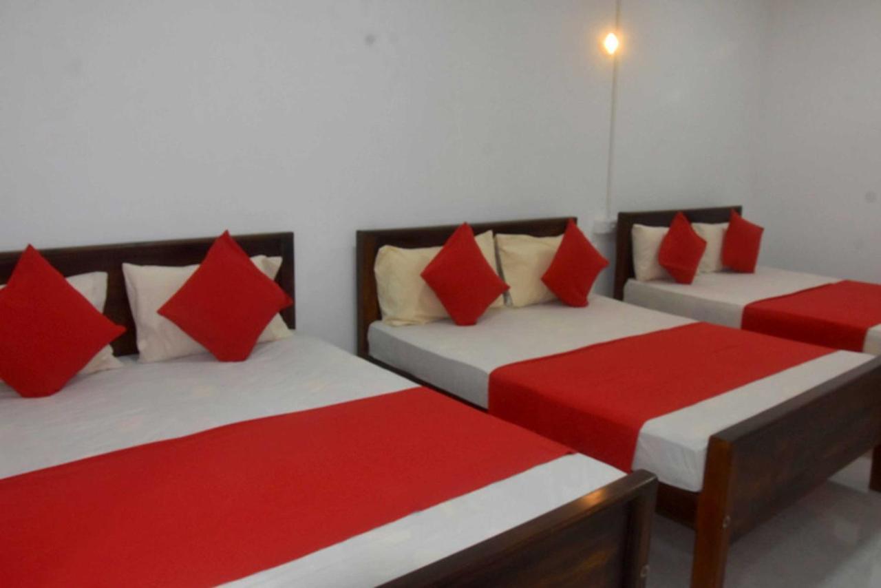 Meegahapokuna Resort Anurâdhapura Extérieur photo