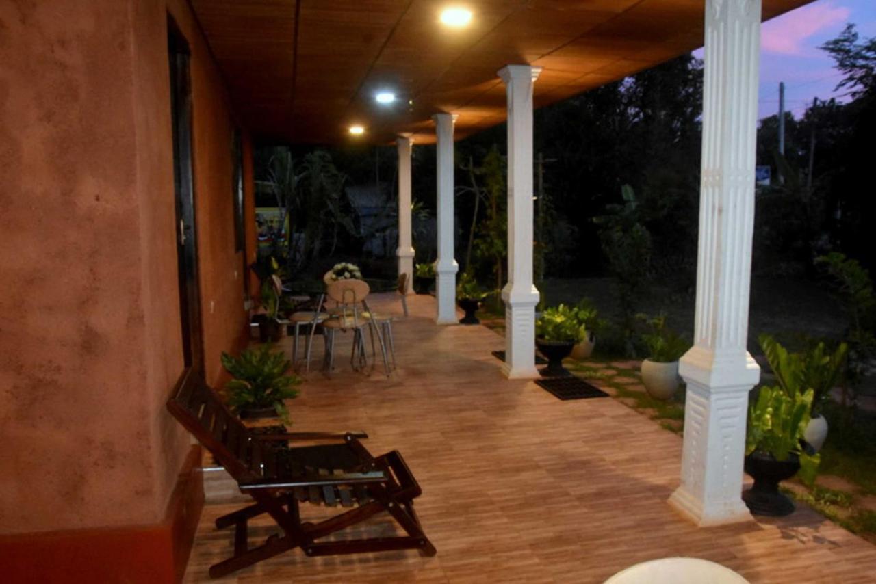 Meegahapokuna Resort Anurâdhapura Extérieur photo