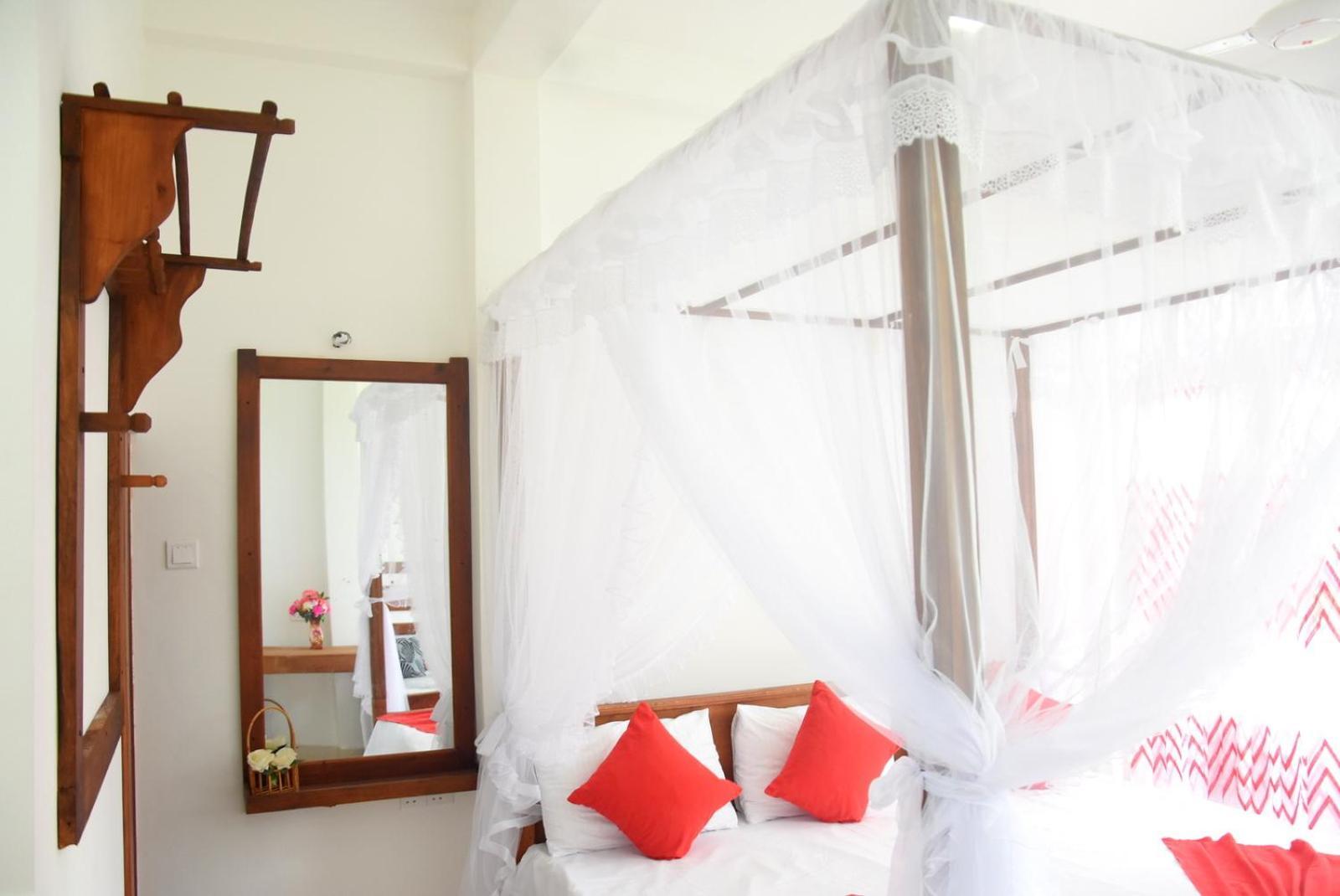 Meegahapokuna Resort Anurâdhapura Extérieur photo